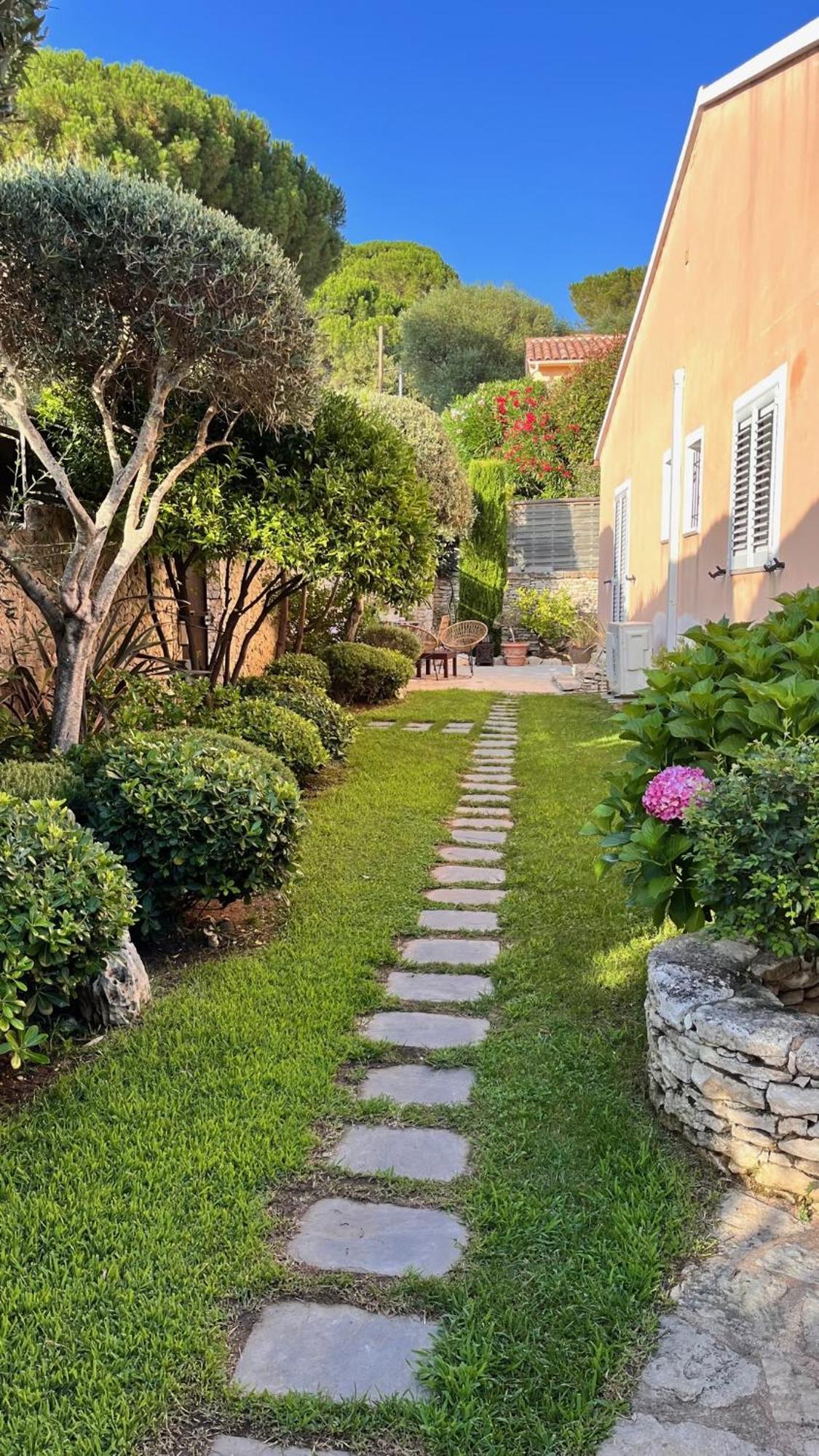 Chez Virginie Bed and Breakfast Porto-Vecchio  Exteriör bild